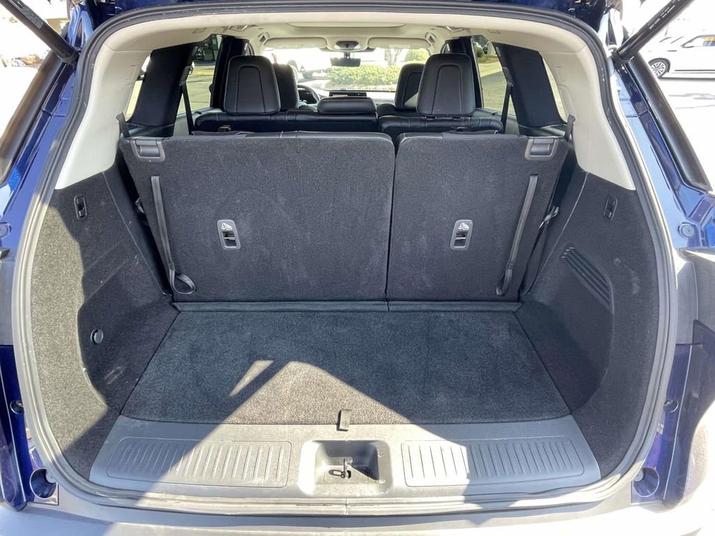 Used 2025 INFINITI QX60 Luxe w/ Vision Package image 8