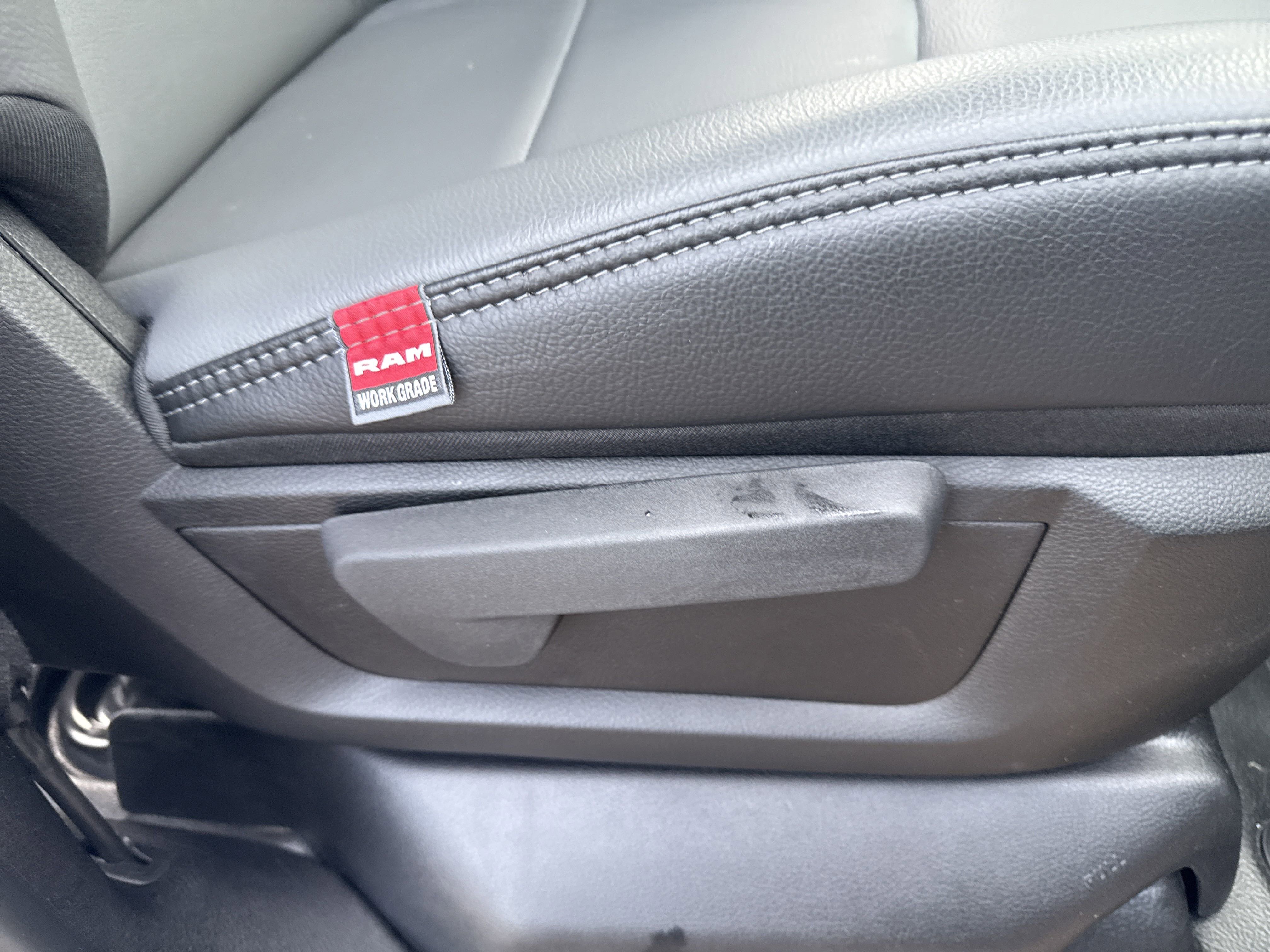 New 2025 RAM 2500 Tradesman image 28
