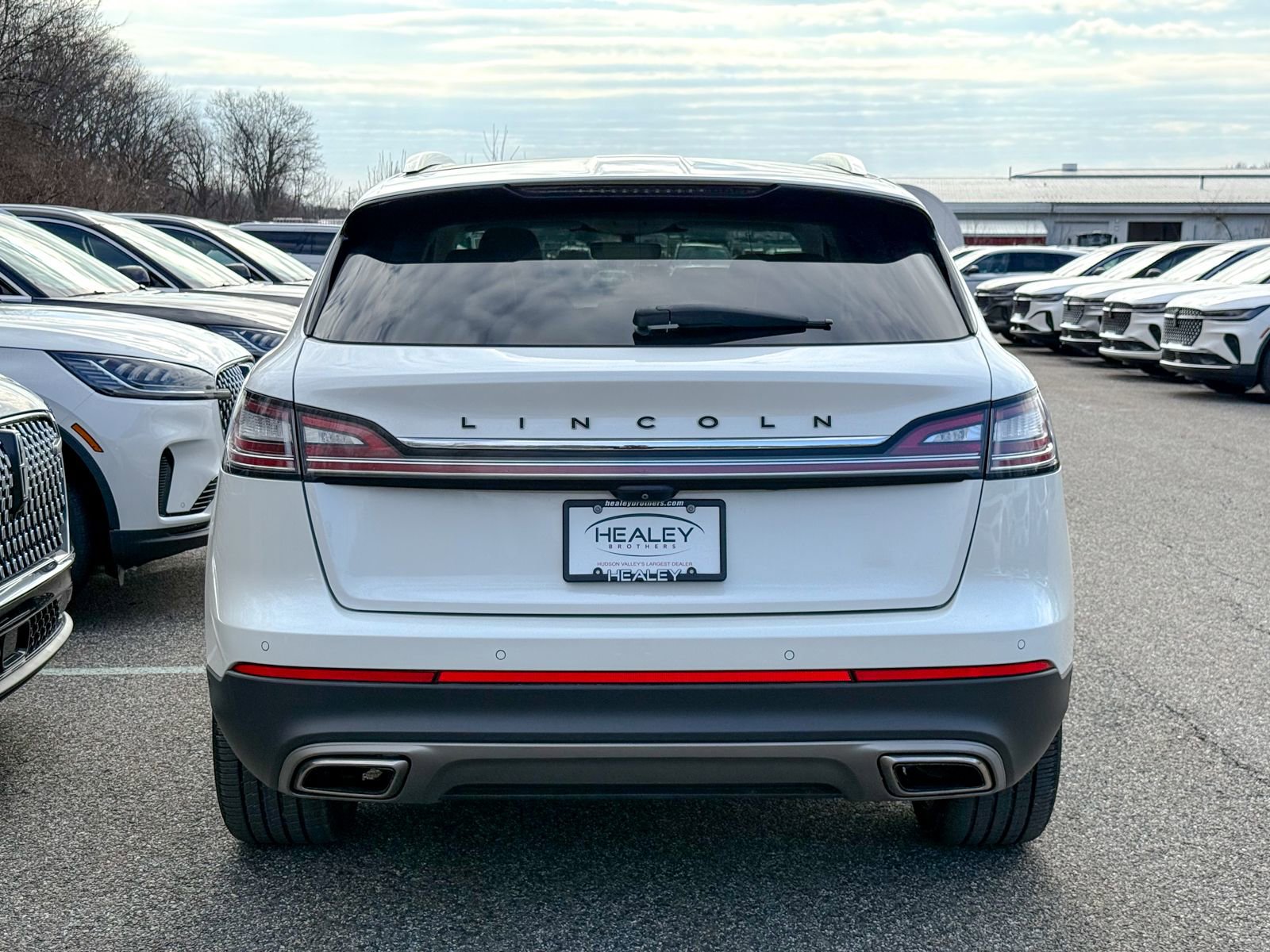 Used 2022 Lincoln Nautilus Black Label w/ Cargo Utility Package image 5