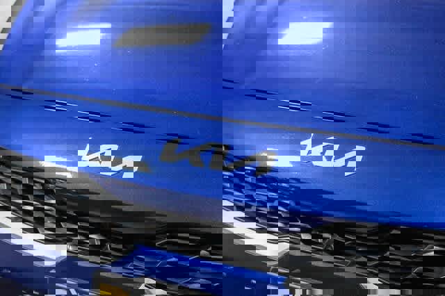 Used 2024 Kia Forte LXS w/ LXS Technology Package image 8