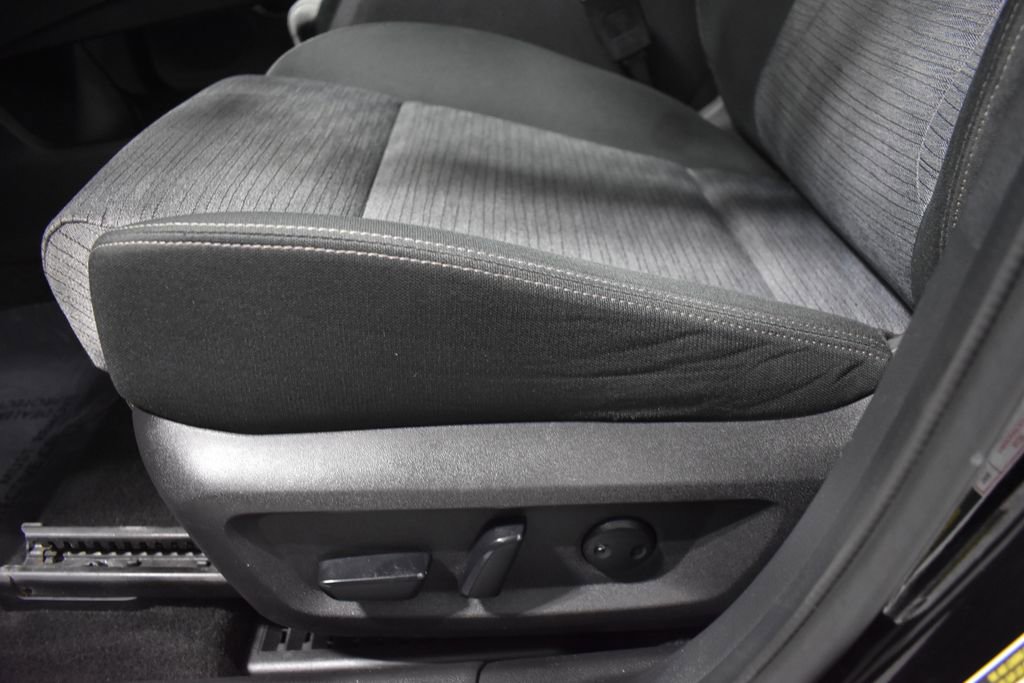 Certified 2023 Nissan Rogue SV image 13