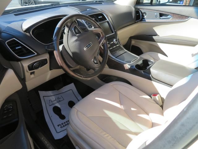 Used 2016 Lincoln MKX Select w/ Select Plus Package FWD image 19