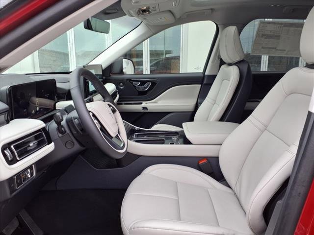 New 2025 Lincoln Aviator 2WD w/ Jet Appearance Package image 11