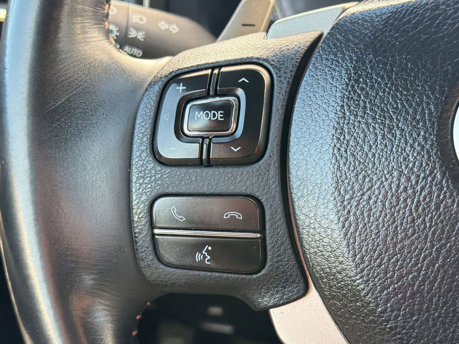 Used 2015 Lexus RC 350 w/ Luxury Package image 16