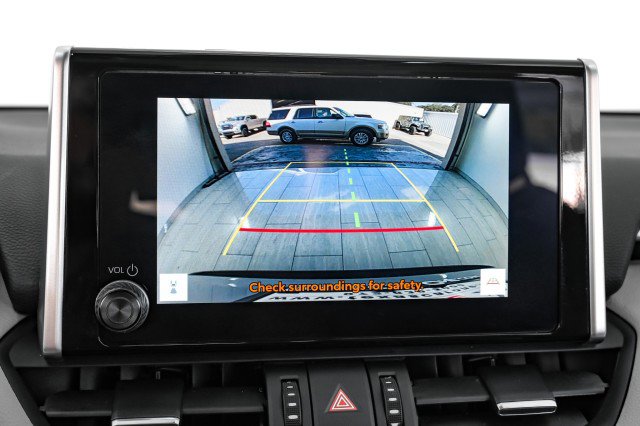 Used 2024 Toyota RAV4 XLE Premium FWD image 21