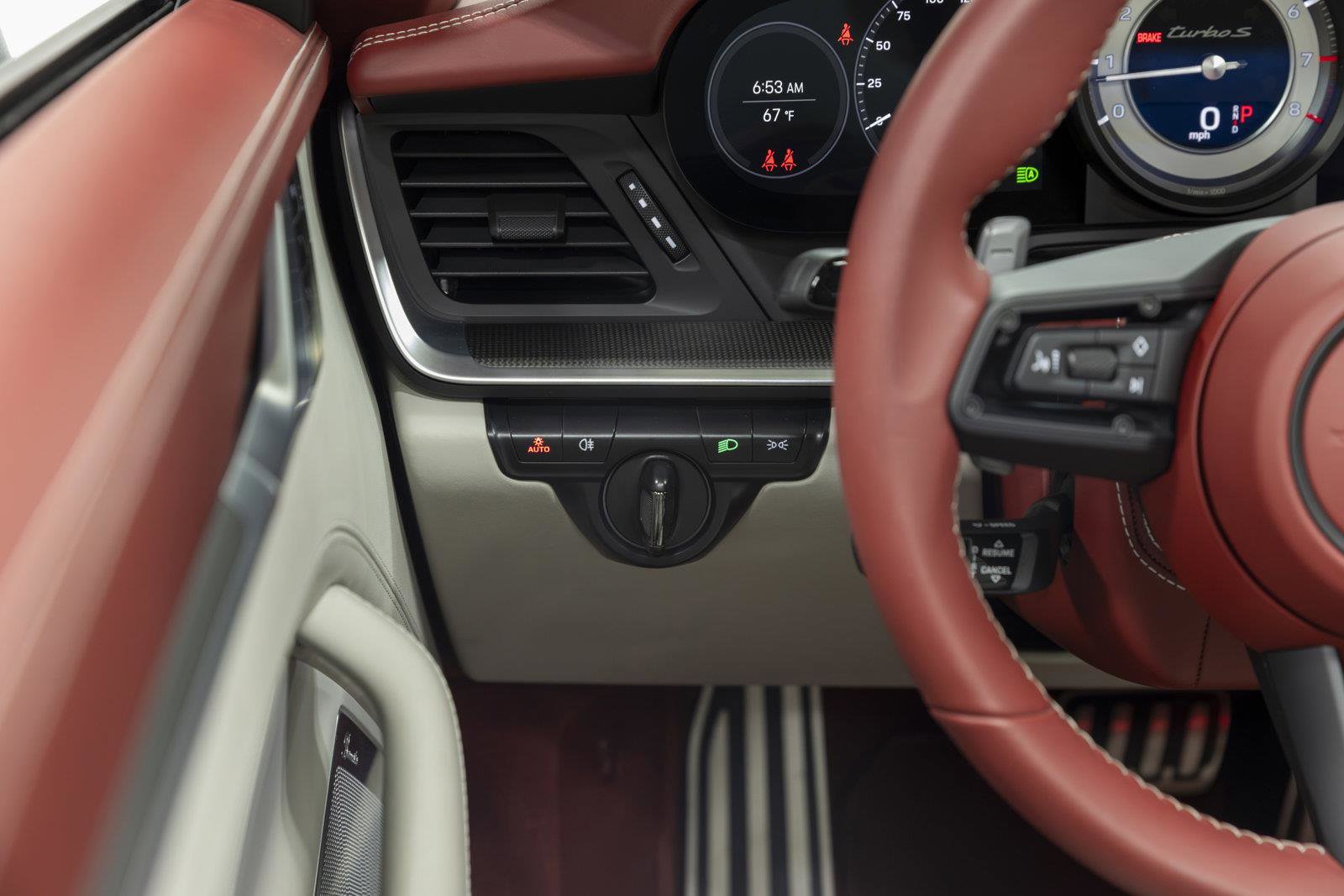 Used 2022 Porsche 911 Turbo S image 79