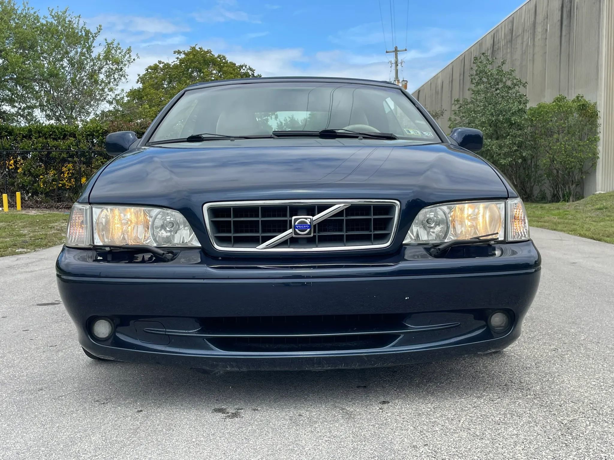 Used 2003 Volvo C70 LT image 4