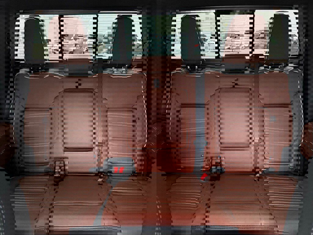 Used 2025 GMC Sierra 2500 Denali Ultimate image 43