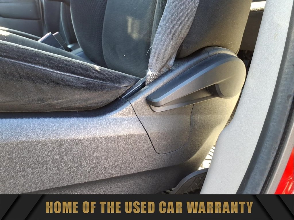 Used 2016 Dodge Grand Caravan American Value Package w/ UConnect Hands-Free Group FWD image 15