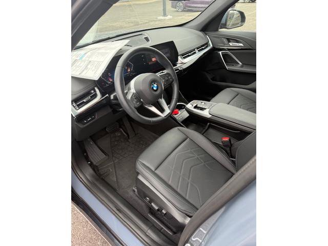 Used 2025 BMW X1 xDrive28i w/ Technology Package image 6