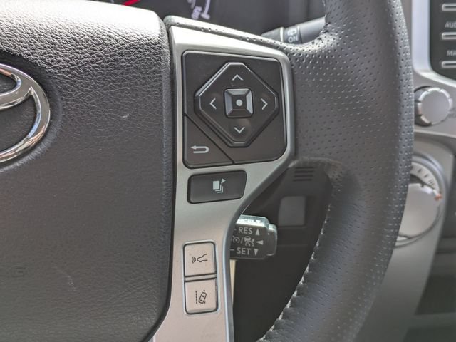 Used 2021 Toyota 4Runner SR5 AWD/4WD image 27