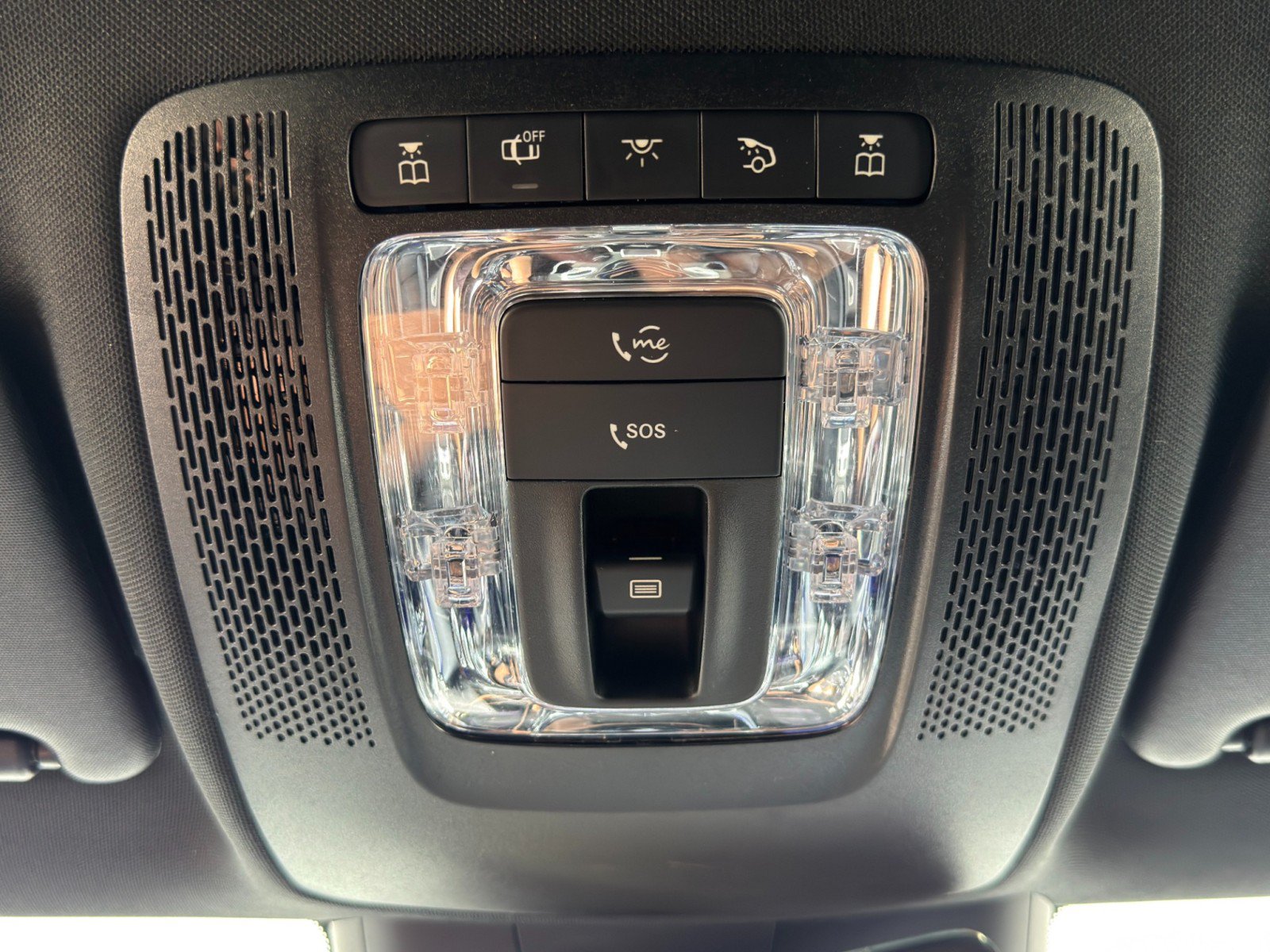 Used 2024 Mercedes-Benz CLA 250 w/ AMG Night Package image 34