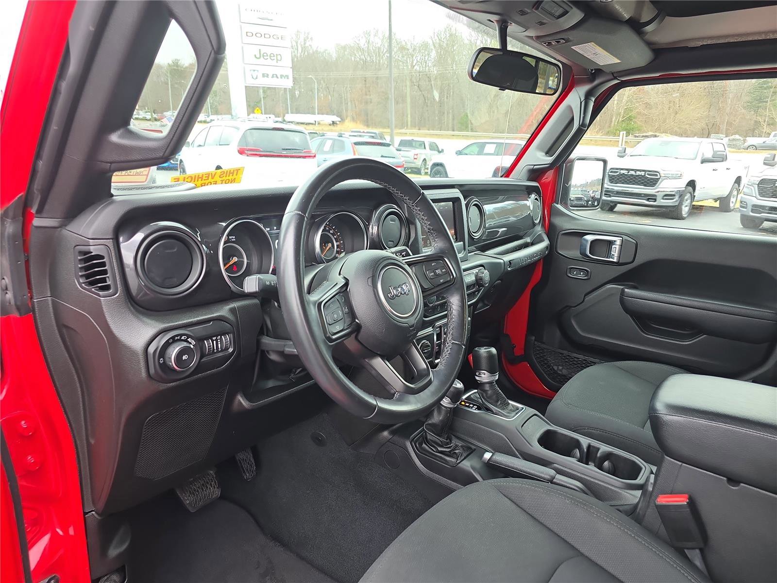 Used 2022 Jeep Wrangler Unlimited Sport image 23