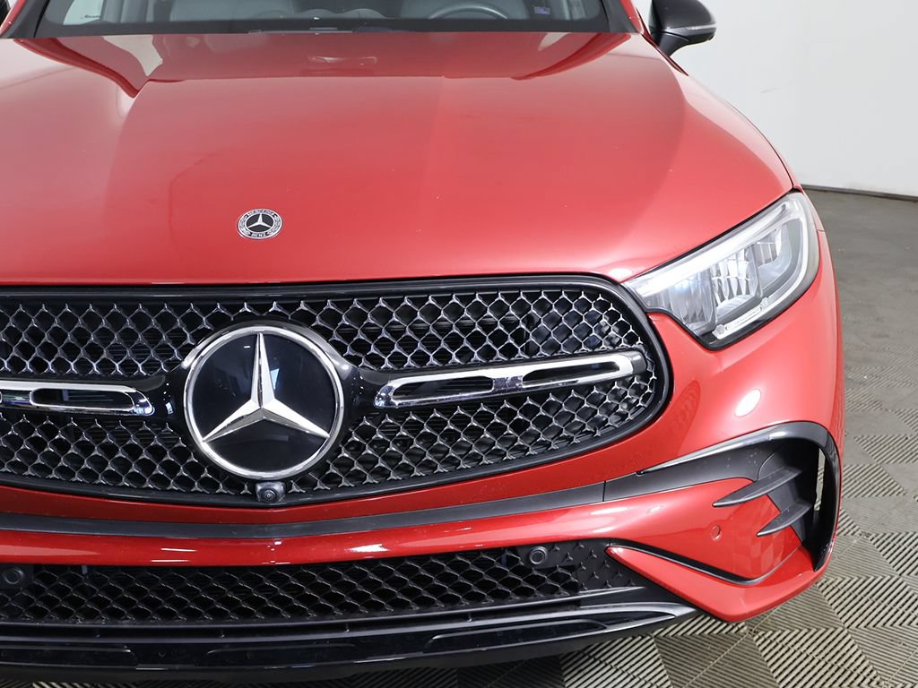 Used 2024 Mercedes-Benz GLC 300 4MATIC w/ AMG Line image 16
