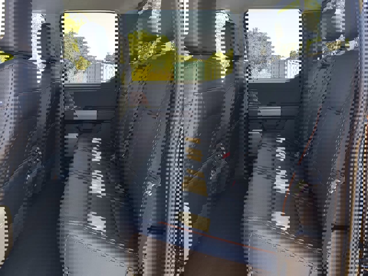 New 2026 Ford F250 Lariat w/ Black Appearance Package image 12