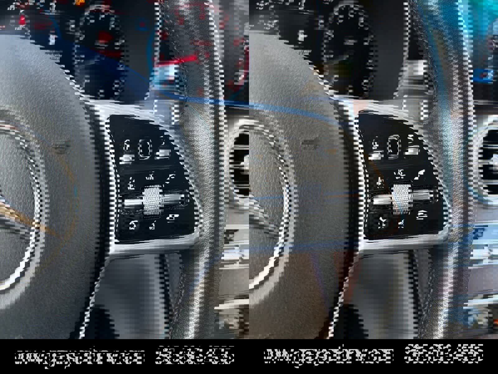 Used 2022 Mercedes-Benz GLC 300 4MATIC w/ Premium Package Lite image 21