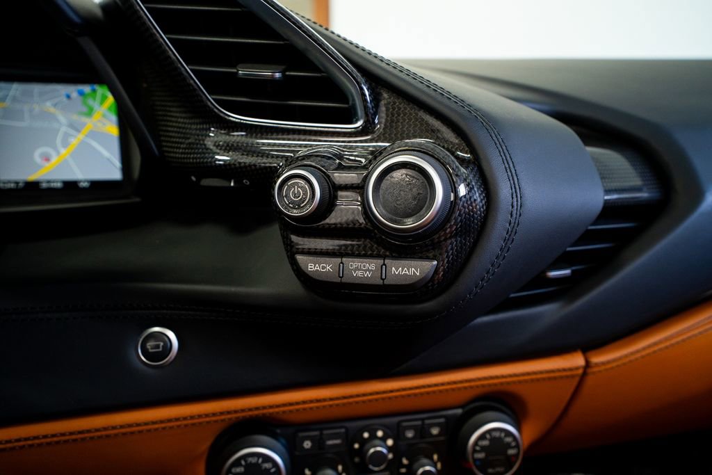 Used 2018 Ferrari 488 Spider RWD image 44