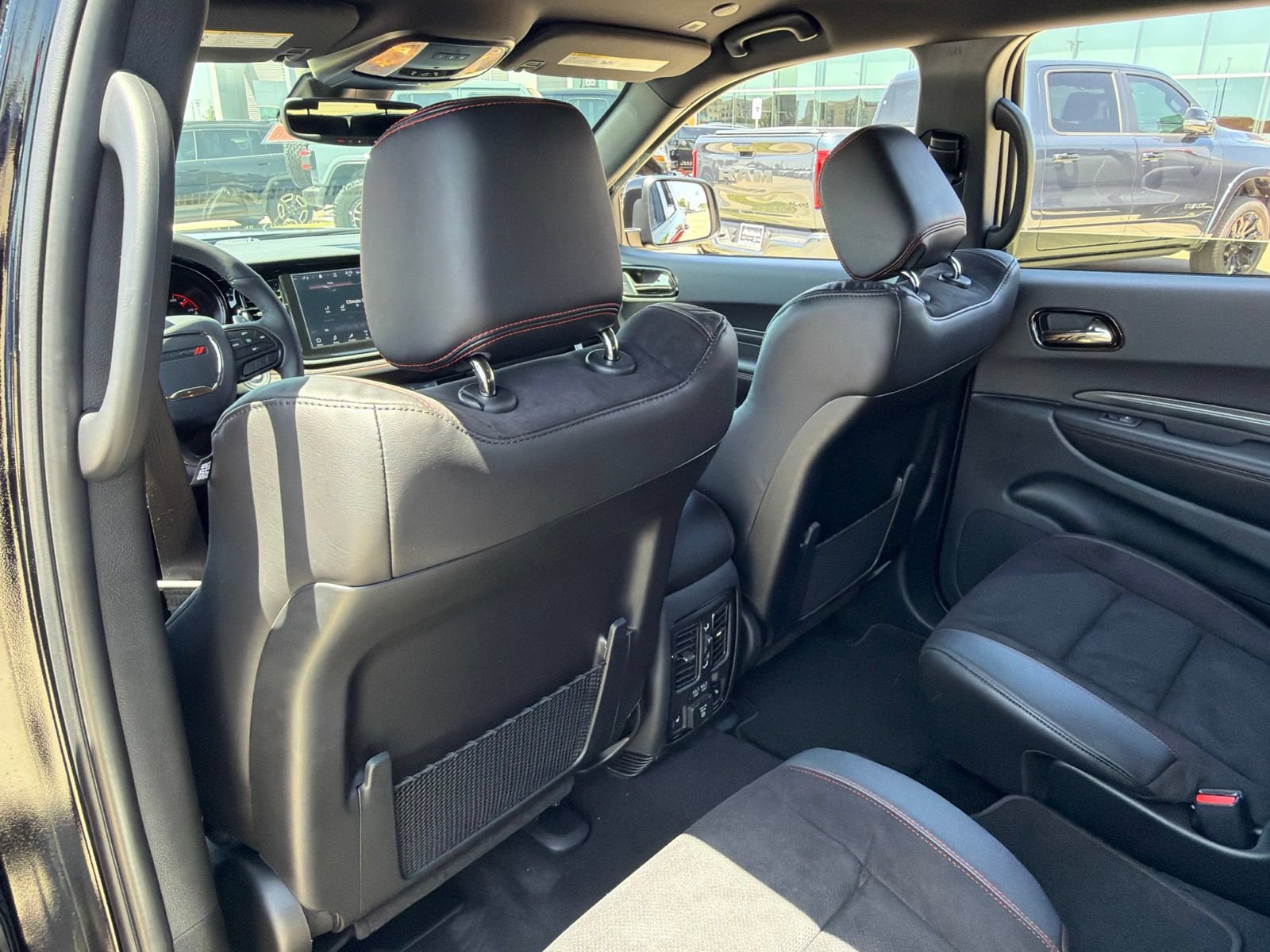 New 2026 Dodge Durango R/T w/ Blacktop Package AWD/4WD image 17