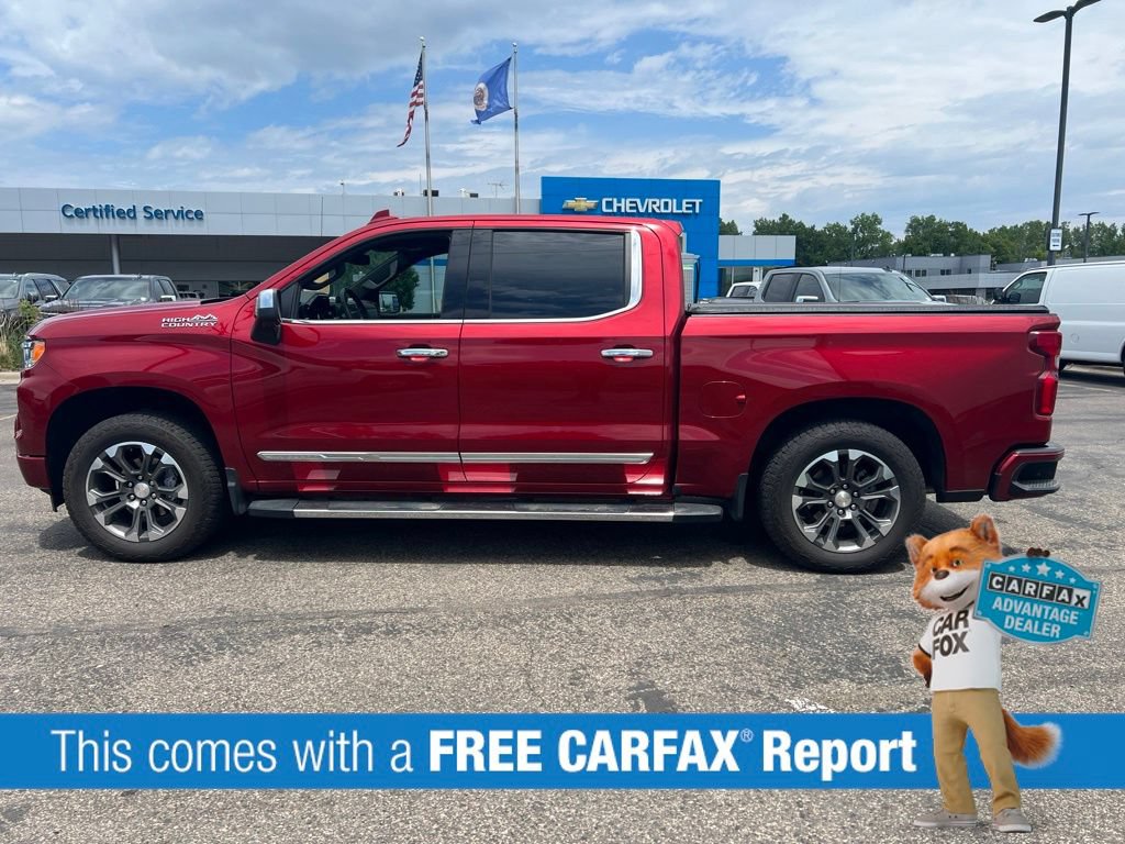 Used 2025 Chevrolet Silverado 1500 High Country w/ Z71 Off-Road Package AWD/4WD image 2