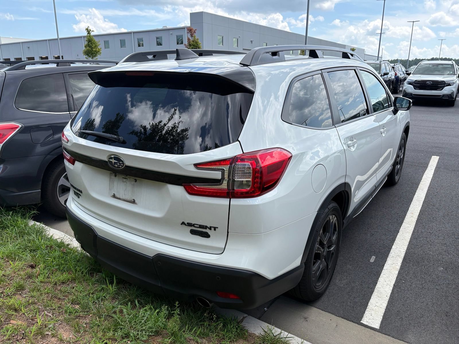 Certified 2023 Subaru Ascent Onyx Edition AWD/4WD image 6