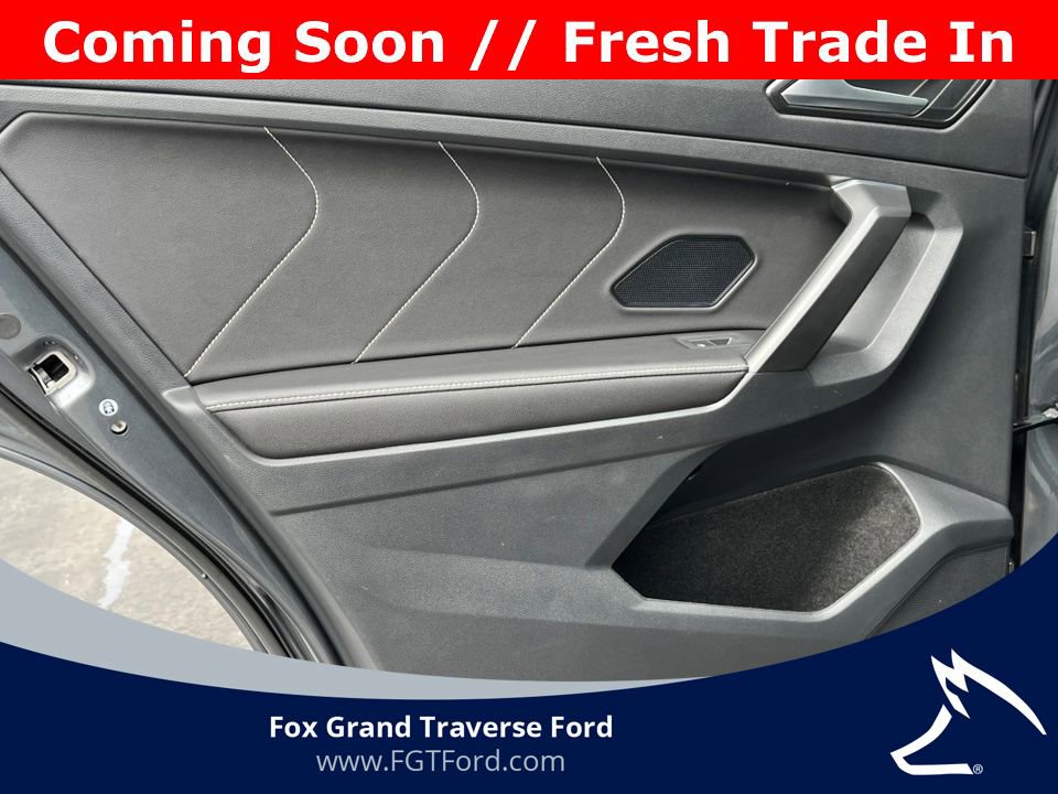 Used 2023 Volkswagen Tiguan SE R-Line AWD/4WD image 30