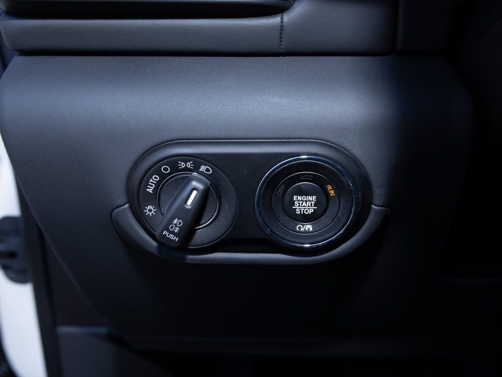 Used 2024 Maserati Levante Modena Ultima image 19