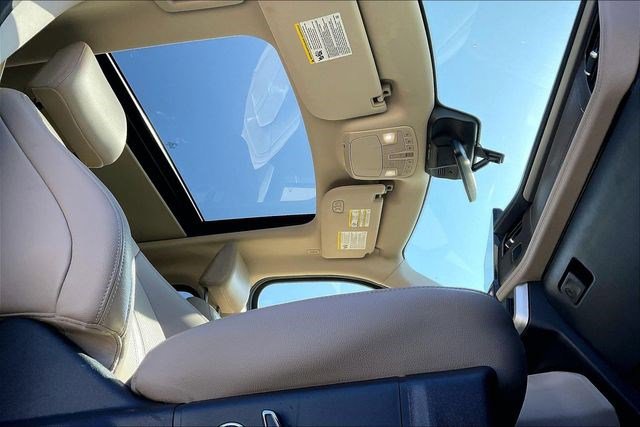 Used 2024 Ford Expedition Max Limited image 27