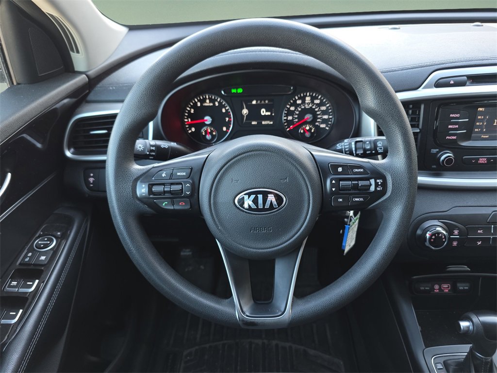 Used 2017 Kia Sorento LX image 22