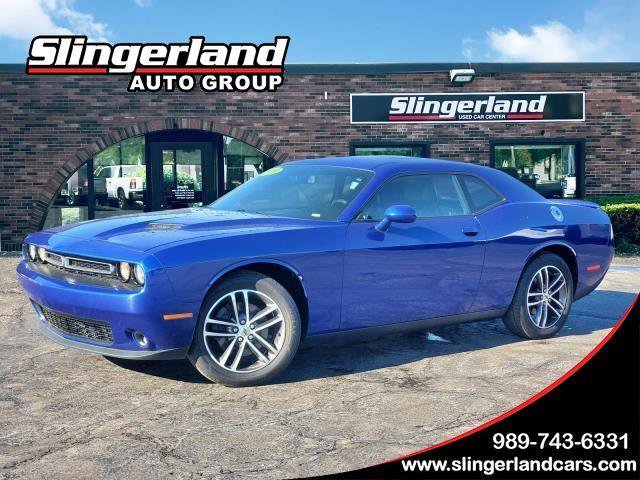 Used 2019 Dodge Challenger SXT w/ Plus Package image 1