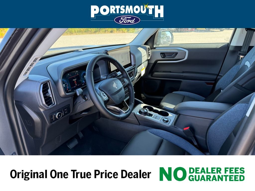 New 2025 Ford Bronco Sport Outer Banks image 3