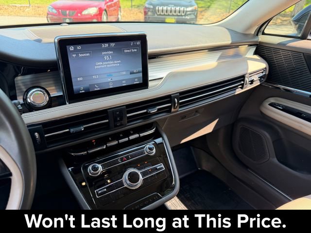 Used 2022 Lincoln Corsair AWD w/ Equipment Group 101A image 19