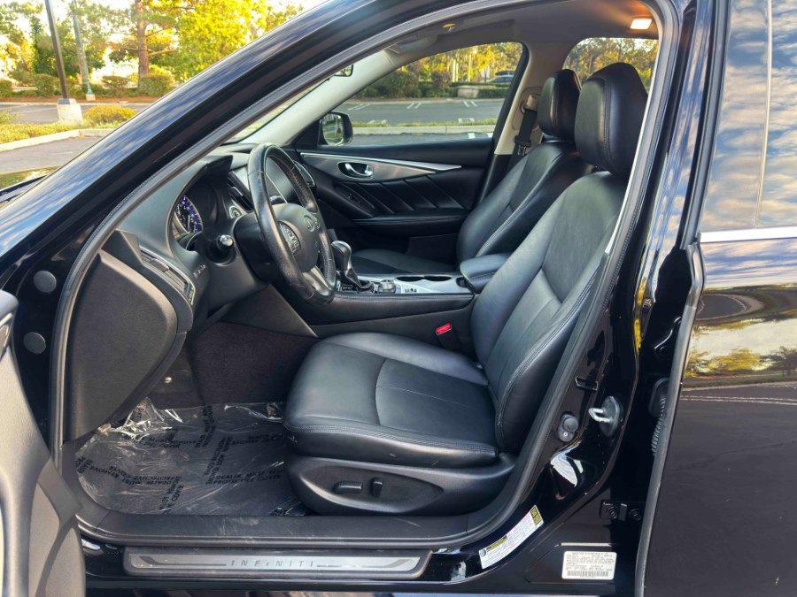 Used 2015 INFINITI Q50 Premium image 15