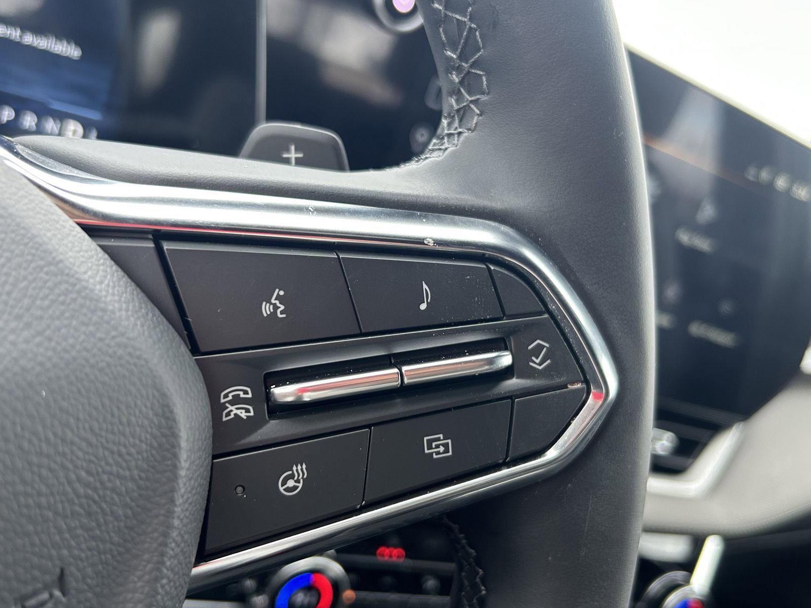 New 2026 Chevrolet Trax LT w/ Driver Confidence Package FWD image 21