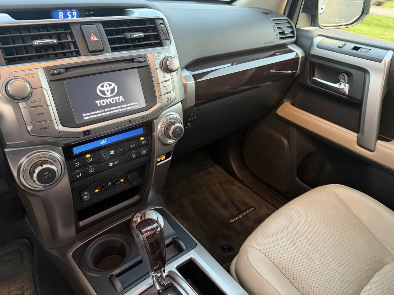 Used 2014 Toyota 4Runner Limited AWD/4WD image 37