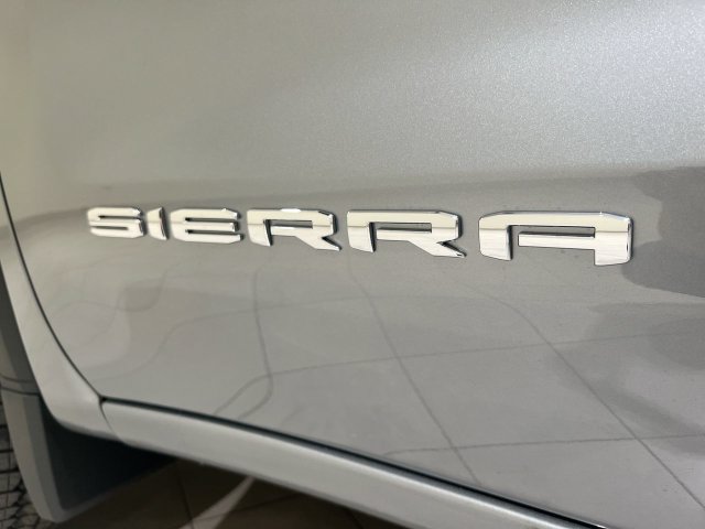 Used 2024 GMC Sierra 1500 SLE AWD/4WD image 18