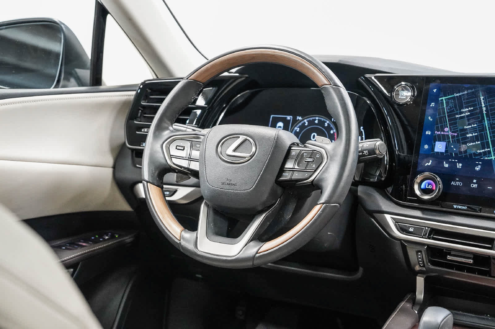 Used 2024 Lexus RX 350 Premium Plus w/ Accessory Package (Z1) FWD image 15