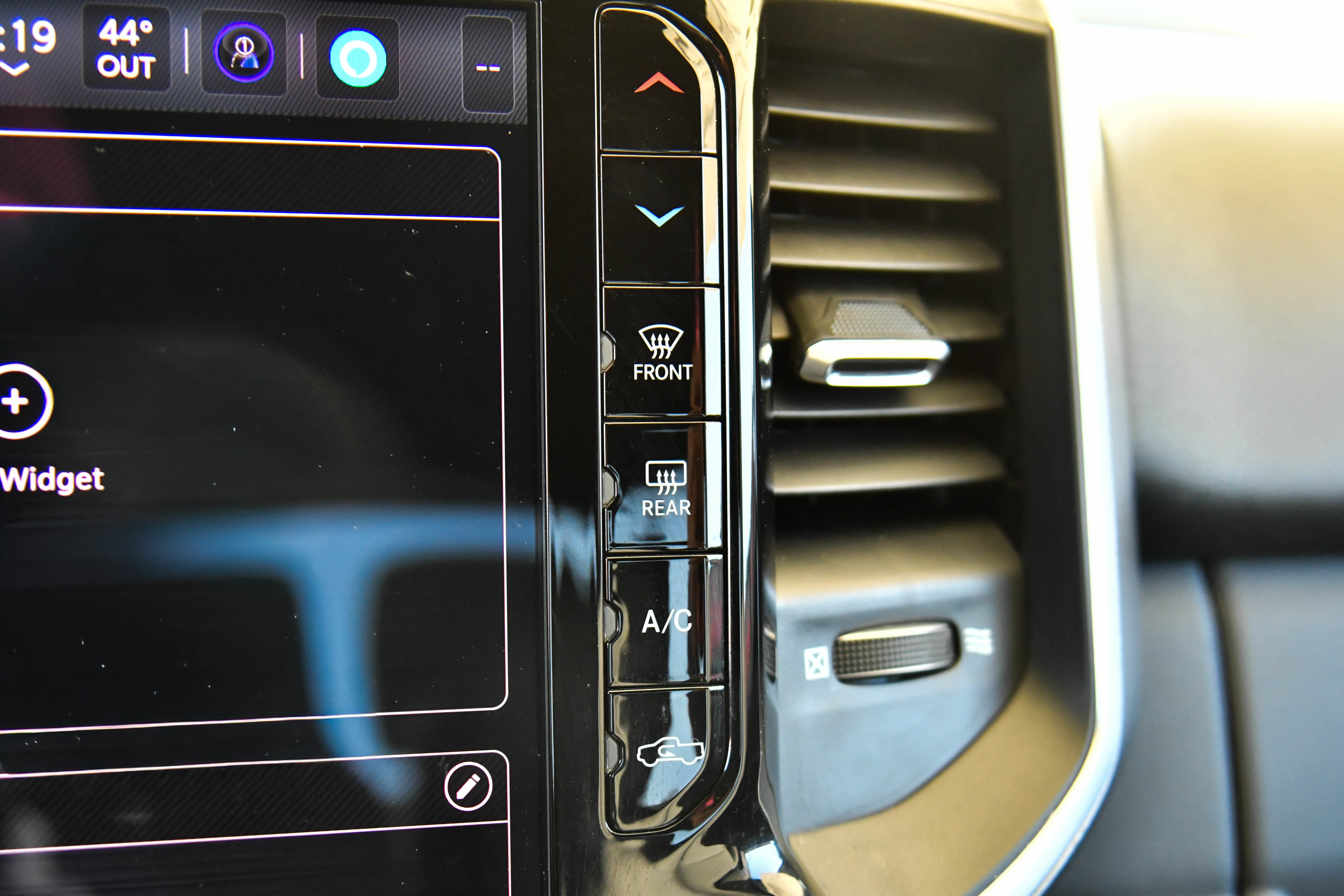 Used 2025 RAM 2500 Big Horn image 27