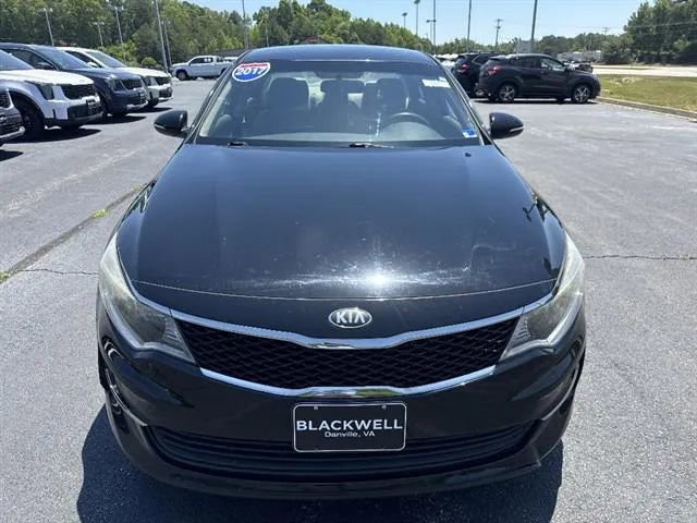 Used 2017 Kia Optima LX w/ Convenience Plus Package FWD image 2