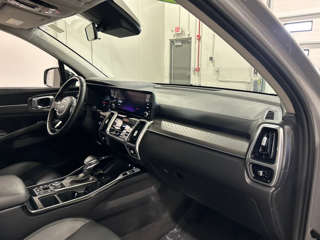 Used 2022 Kia Sorento SX FWD image 37