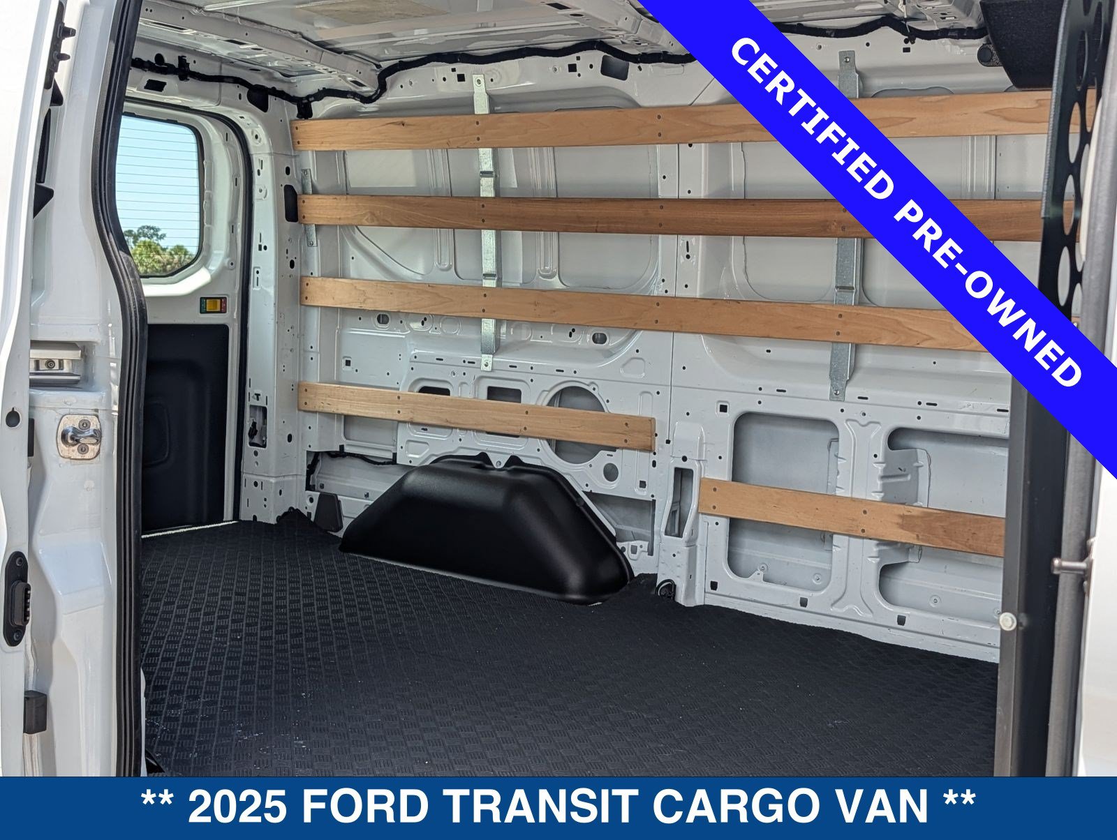 Certified 2025 Ford Transit 250 Low Roof w/ Exterior Upgrade Package RWD image 15