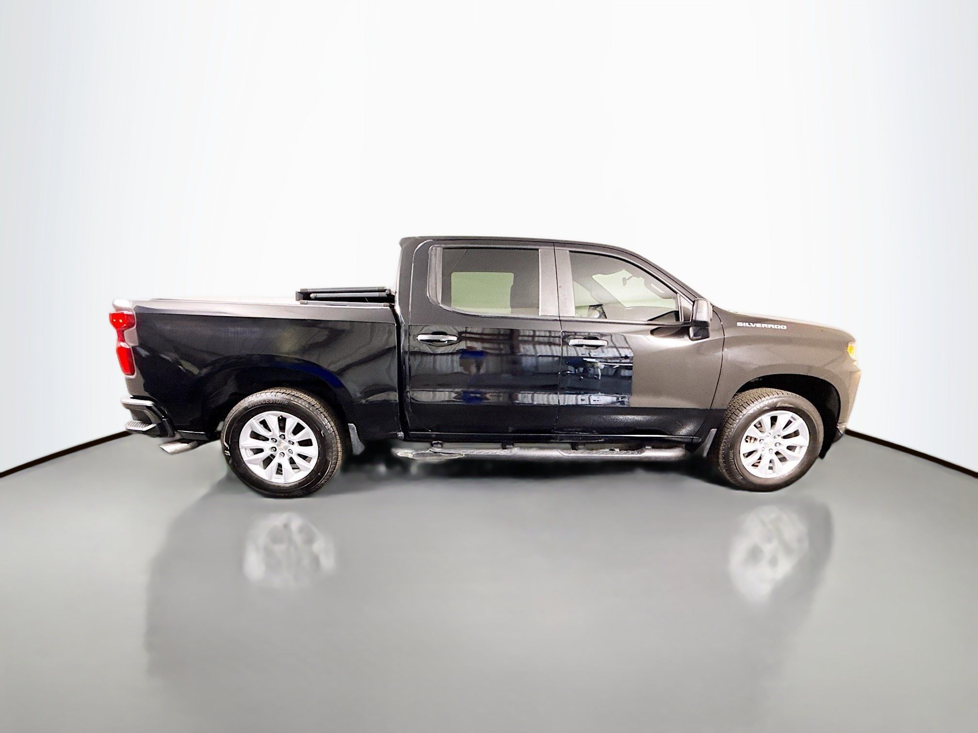 Used 2019 Chevrolet Silverado 1500 Custom w/ Custom Value Package AWD/4WD image 11