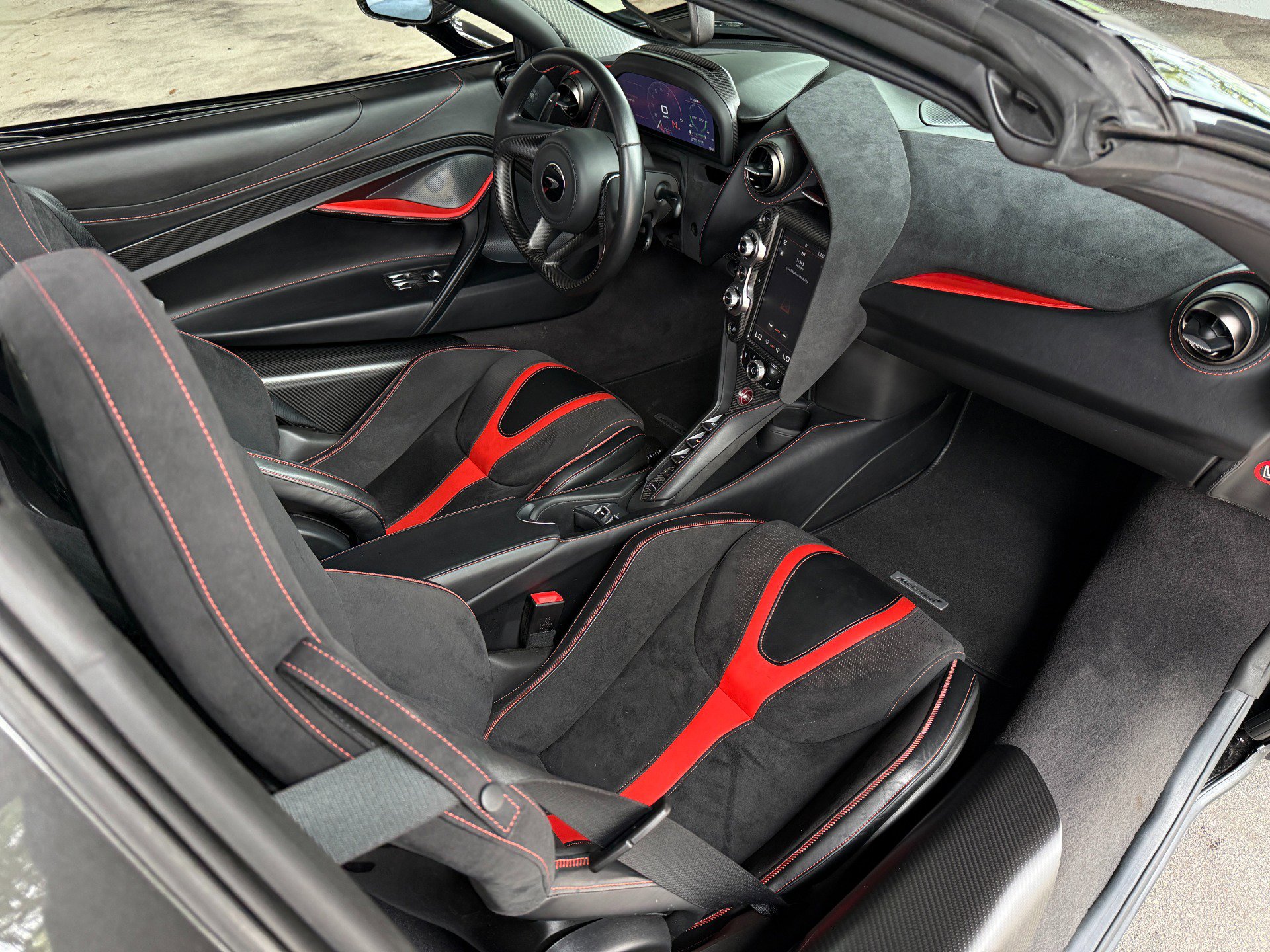Used 2021 McLaren 720S Performance image 40
