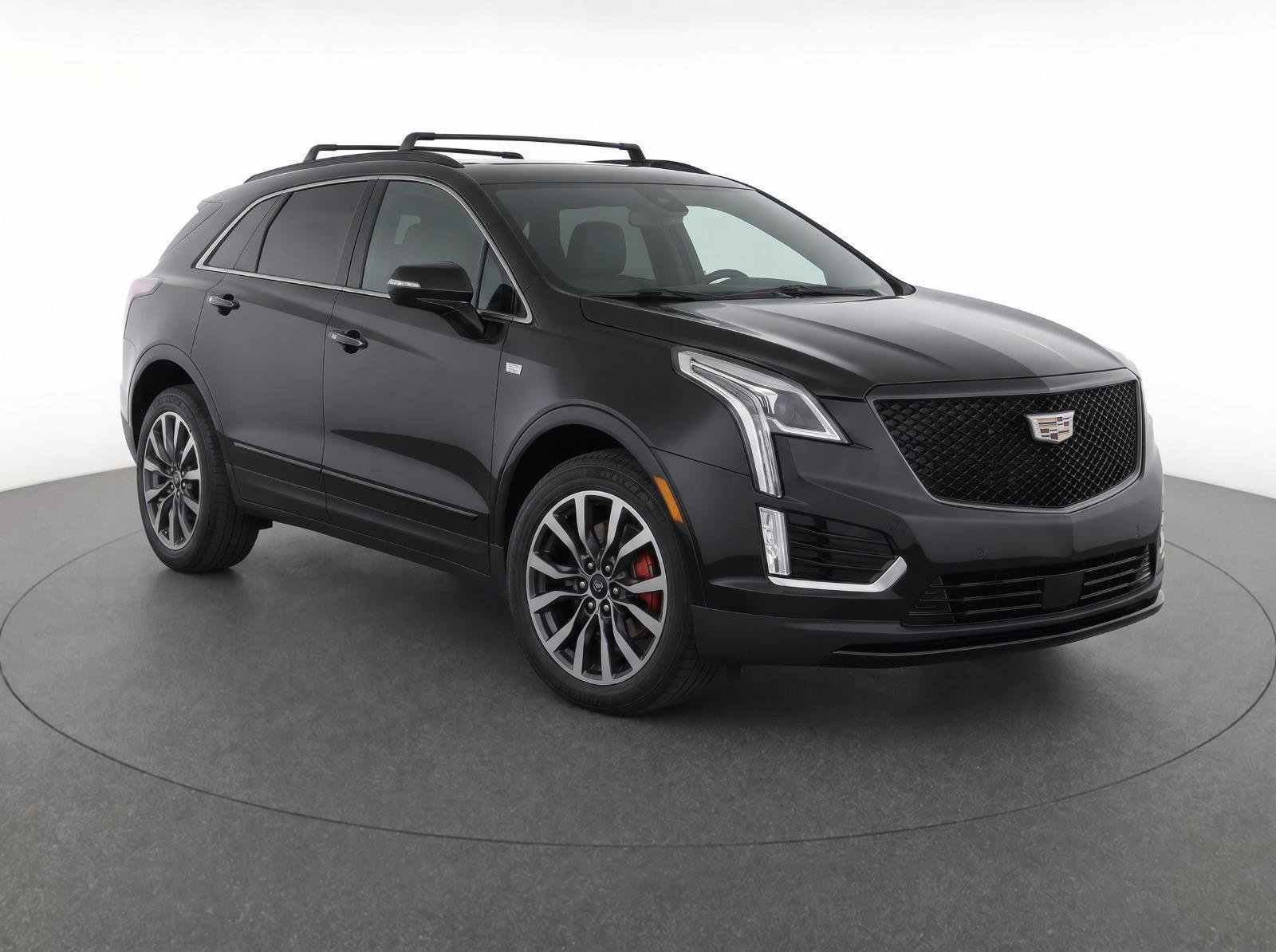 Used 2024 Cadillac XT5 Sportv w/ Technology Package AWD/4WD image 2