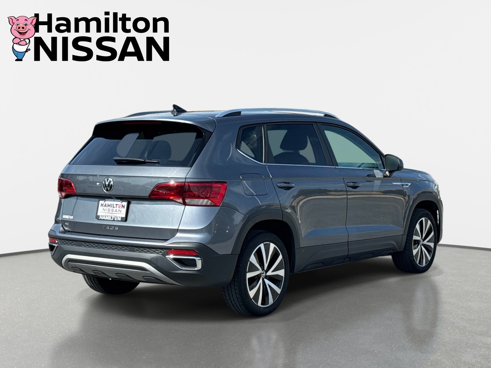Used 2024 Volkswagen Taos SE FWD image 2