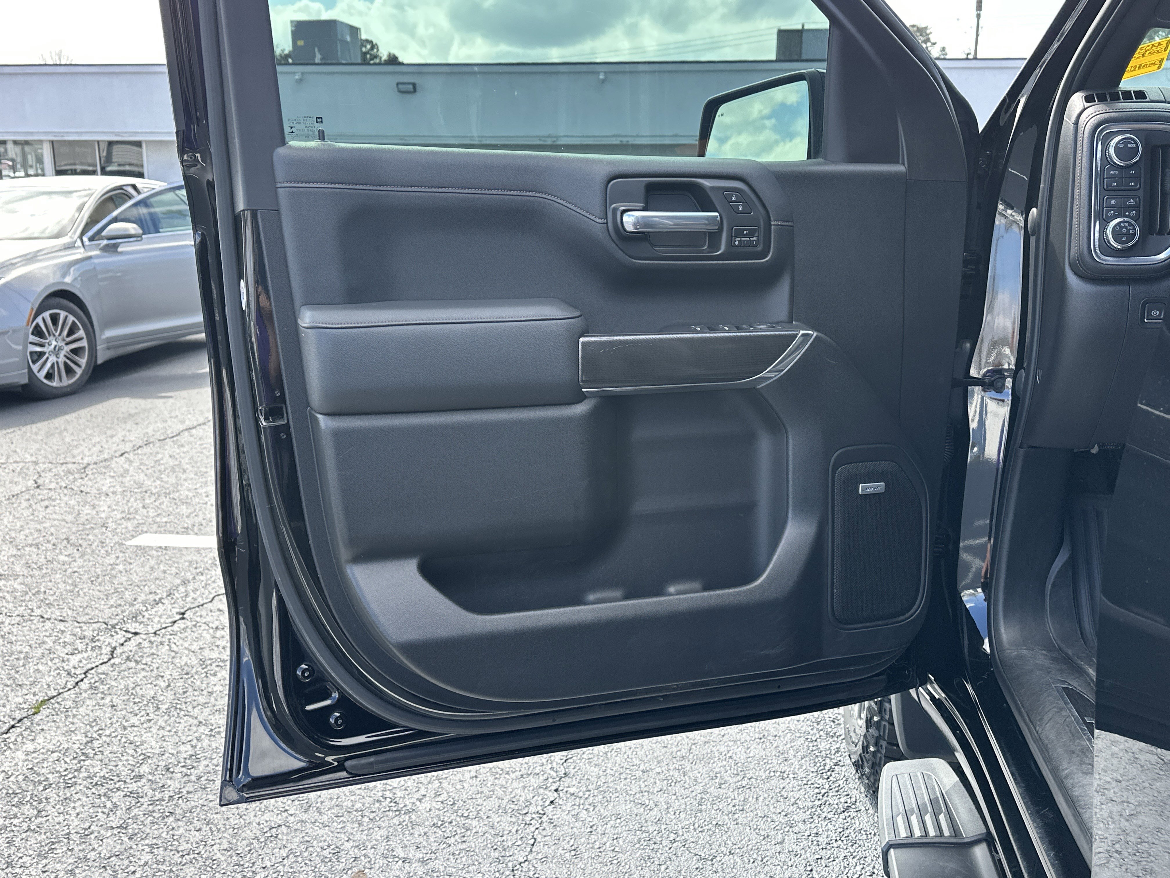 Used 2021 GMC Sierra 1500 AT4 w/ AT4 Value Package AWD/4WD image 10