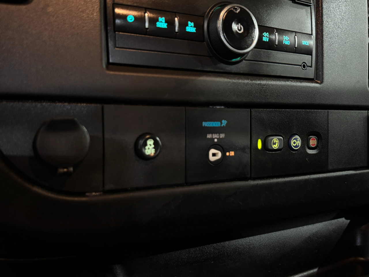 Used 2019 Chevrolet Express 2500 w/ Driver Convenience Package image 19