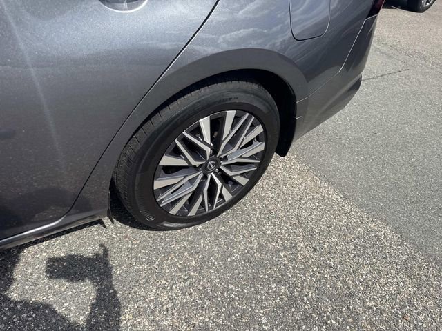 Used 2023 Nissan Altima 2.5 SV w/ SV Premium Package image 16