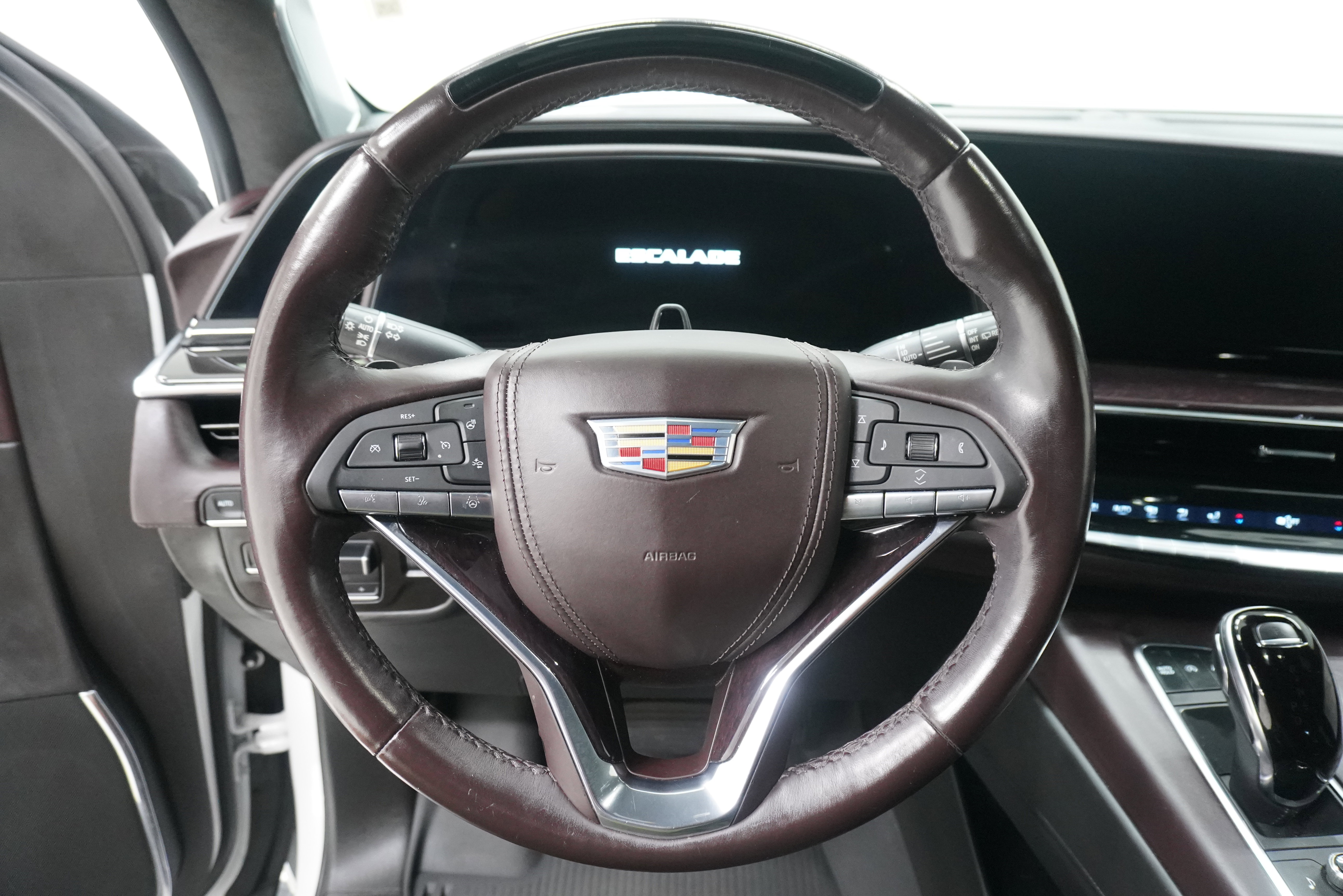 Used 2021 Cadillac Escalade ESV Premium Luxury Platinum AWD/4WD image 19