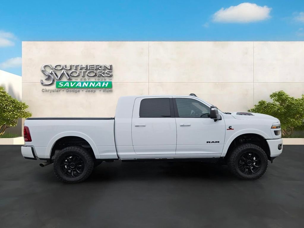 Used 2025 RAM 2500 Limited AWD/4WD image 6