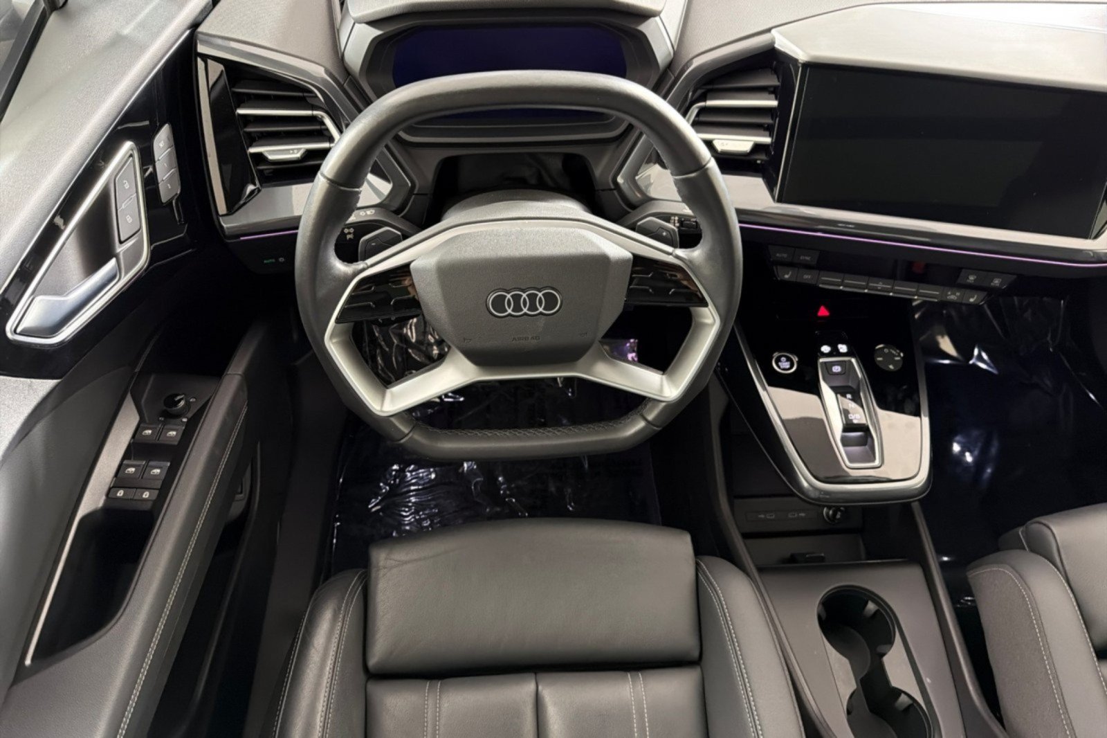 Certified 2023 Audi Q4 e-tron Premium Plus AWD/4WD image 13